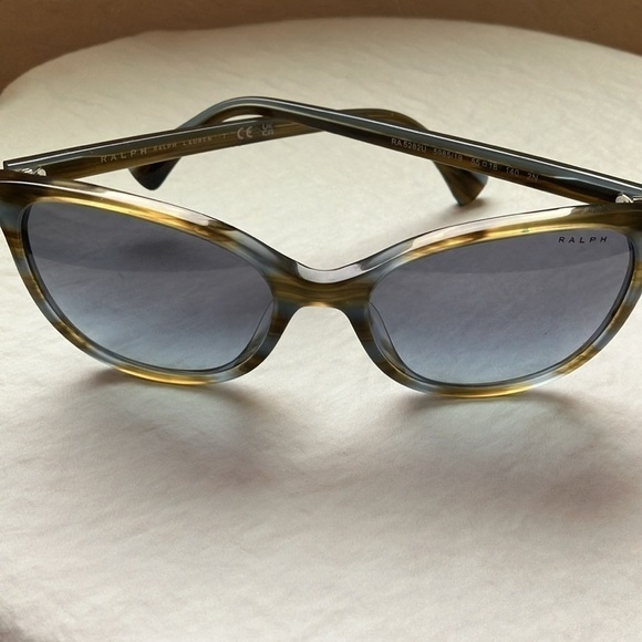 Ralph Ralph Lauren: Gray/ Brown striped- gray gradient- sunglasses main image 5